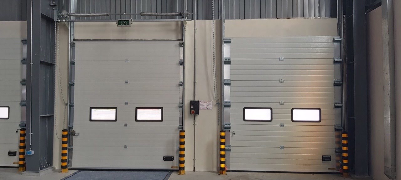 Trụ chống va bảo vệ cửa thang máy cao 100cm x phi 120mm bọc cao su - Ảnh 7