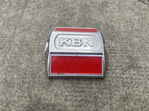 Đinh nhôm giao thông phản quang KBN 100 x 100 x 22mm ( chân 4,5cm ) màu đỏ