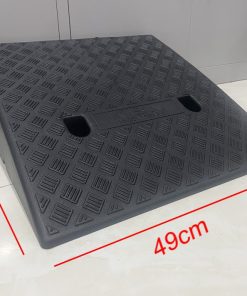 Cầu dắt xe máy nhựa KBN-19 cao 19cm màu đen