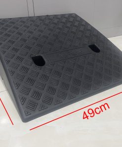 Cầu dắt xe máy nhựa KBN-18 cao 18cm màu đen