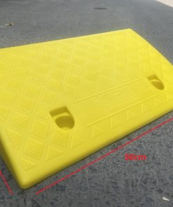 Cầu dốc nhựa KBN kê bậc dẫn xe cao 8cm màu vàng