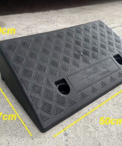 Cầu dốc nhựa KBN kê bậc dẫn xe cao 10cm màu đen
