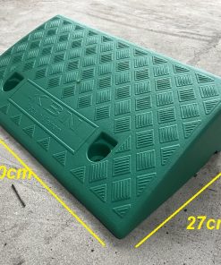 Cầu dốc nhựa KBN kê bậc dẫn xe cao 10cm màu xanh