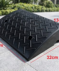 Cầu dốc dẫn xe ô tô cao su 13cm x 32cm x 50cm