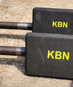 Chặn bánh xe cao su L30cm có tay cầm sắt