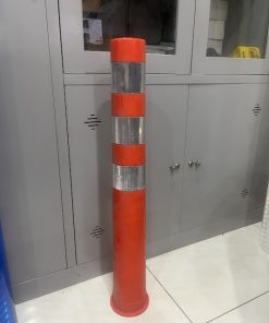 Trụ phân làn giao thông gắn đế (cọc phân làn có đế cao su/nhựa)
