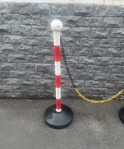 Trụ phân làn nhựa móc xích cao 1000 x 320mm trắng đỏ
