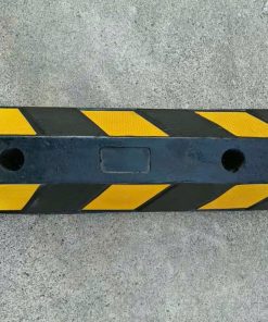 Chèn bánh xe cao su gắn cố định L500 x W150 x H100mm nặng 4.8kg